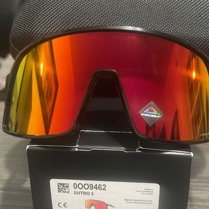 Oakley Sutro S NWT